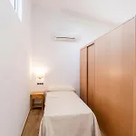 Donas E Cabaleiros Hotel apartamentowy Boqueixon