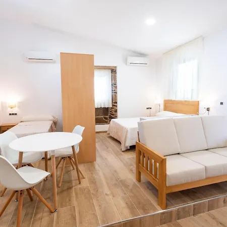 Lejlighedshotel Donas E Cabaleiros *