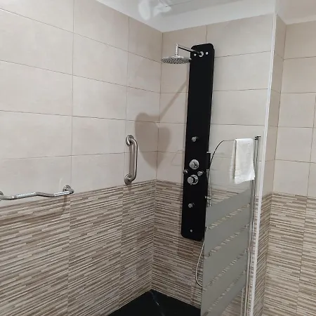 Donas E Cabaleiros Lejlighedshotel *