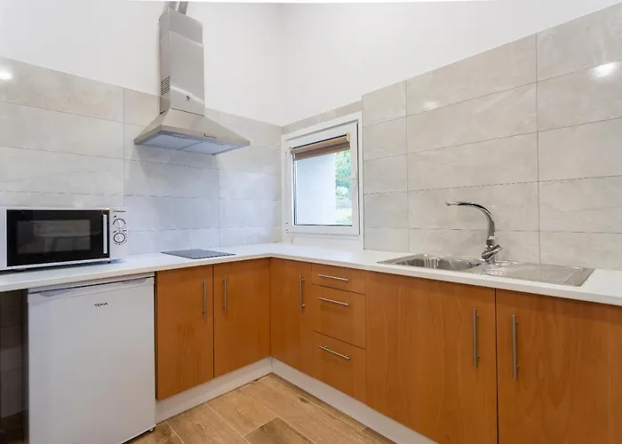 Aparthotel Donas E Cabaleiros *