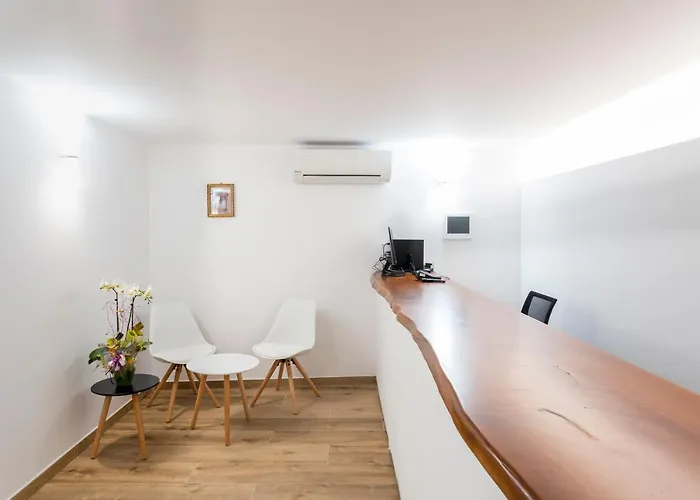 Donas E Cabaleiros Aparthotel