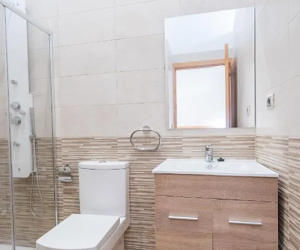 Donas E Cabaleiros *