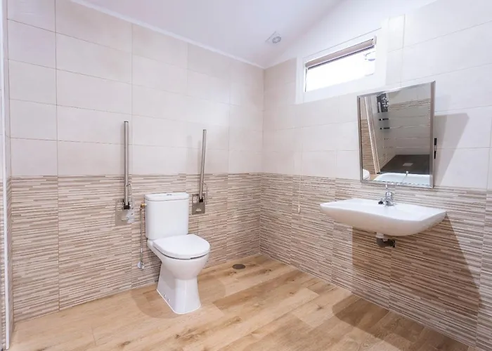 Aparthotel Donas E Cabaleiros *